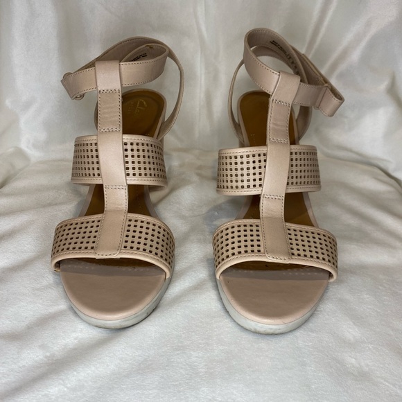 Clarks Women’s Pastina Castle open toe Sling Back Heeled Sandals - Picture 1 of 7